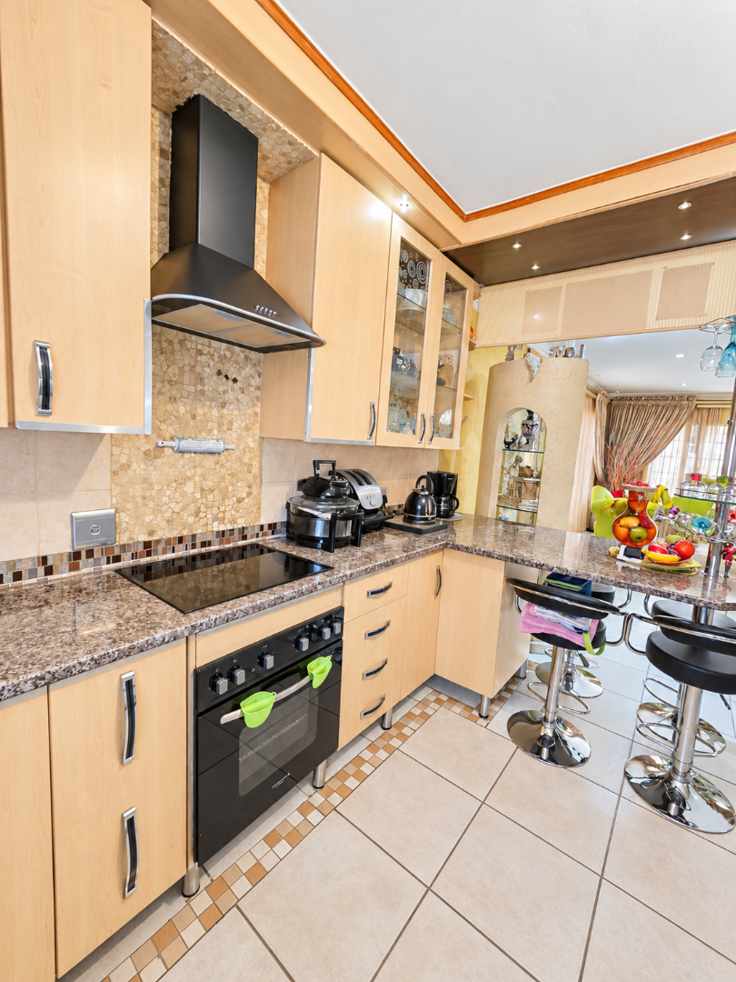 3 Bedroom Property for Sale in Flamwood North West